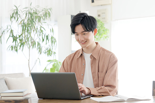 採用情報